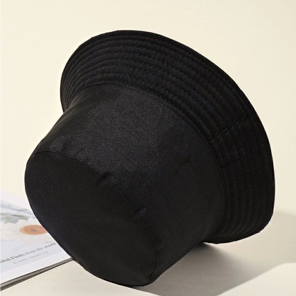 Large Butterfly Print Bucket Hat - Picture 4 of 4